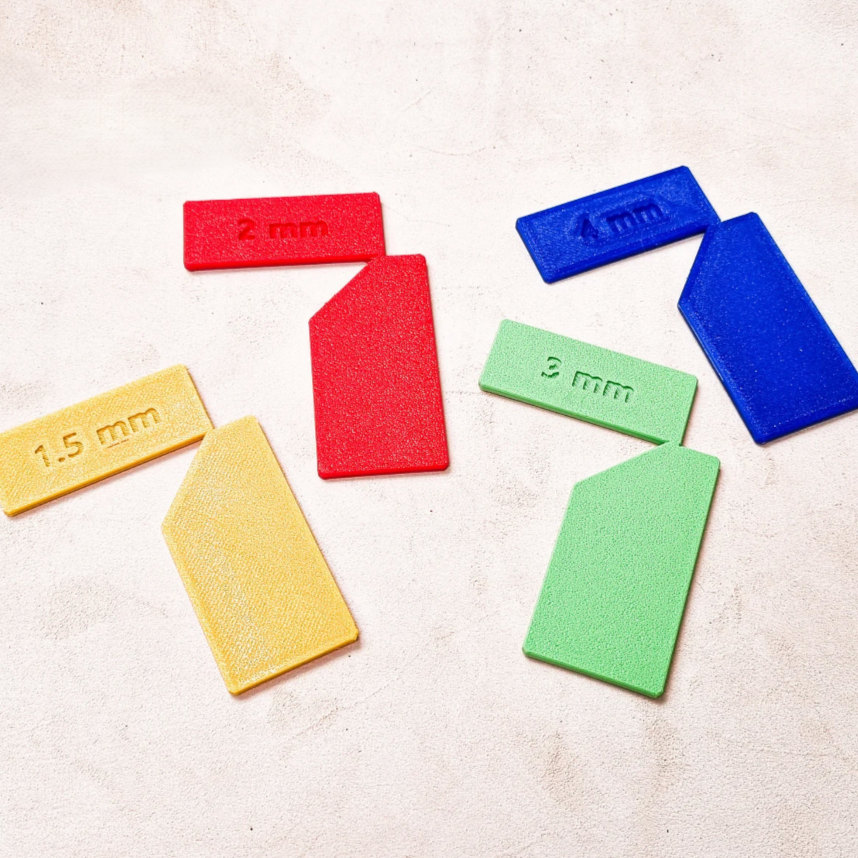 ✂️ Präzisions-Schablonen-Set für Kartonagen (45° Schnitt)